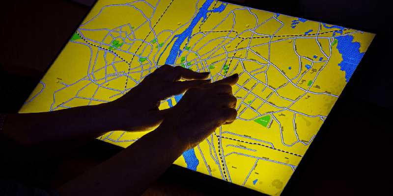  Latvijā radīta interaktīvā taktilā karte, kas Rīgu ļauj iepazīt arī neredzīgajiem