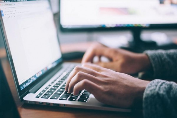 IT nozares attīstību Latvijā varētu veicināt ārzemju studenti 