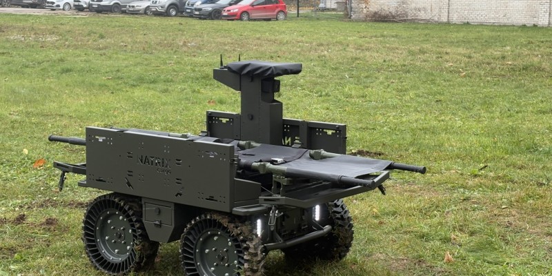 Rīgā atklāts Baltijā lielākais dronu mācību centrs 