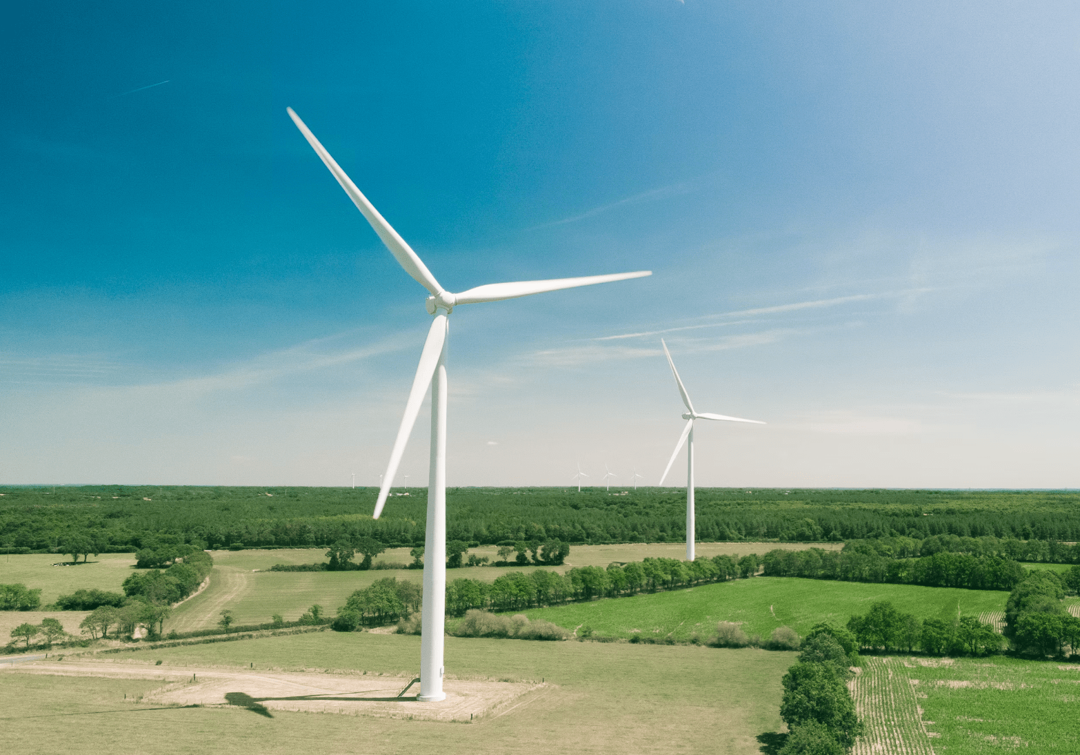 Atklāts Igaunijā lielākais vēja parks 